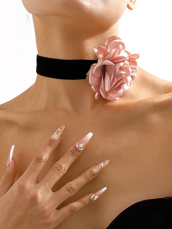 Rose Flocked Necklace-1