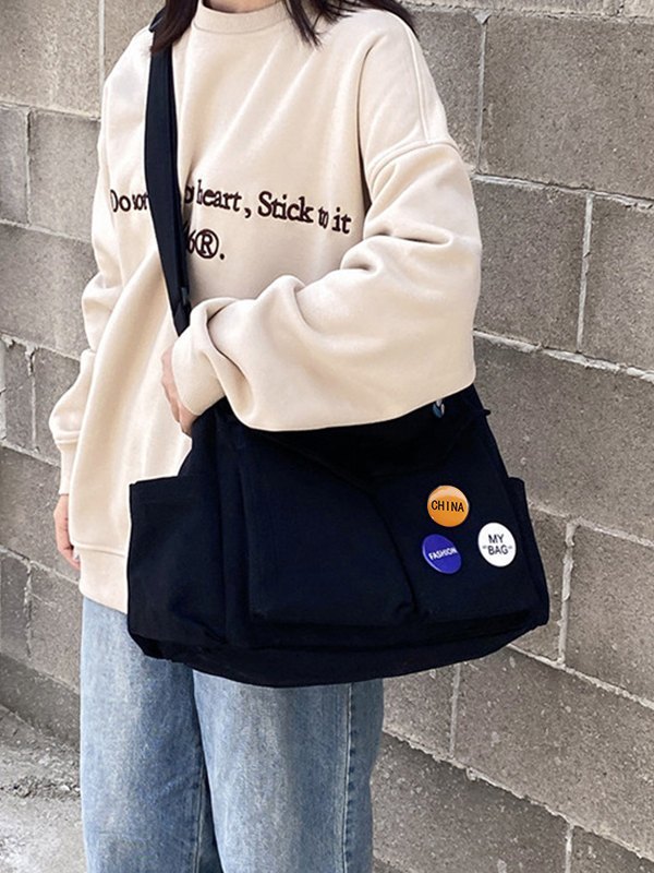 Badge Design Large Crossbody Bag-3